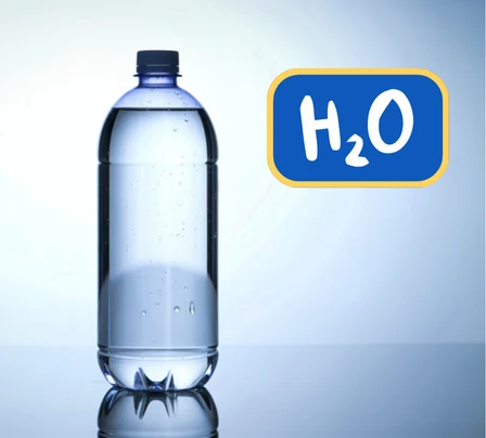 Vattenflaska med bara vanligt vatten